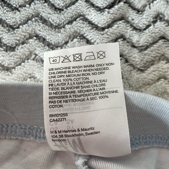 Loved, H&M Kids, Like New, Cloud Print Cotton Leggings Size 5Y - Picture 2 of 8